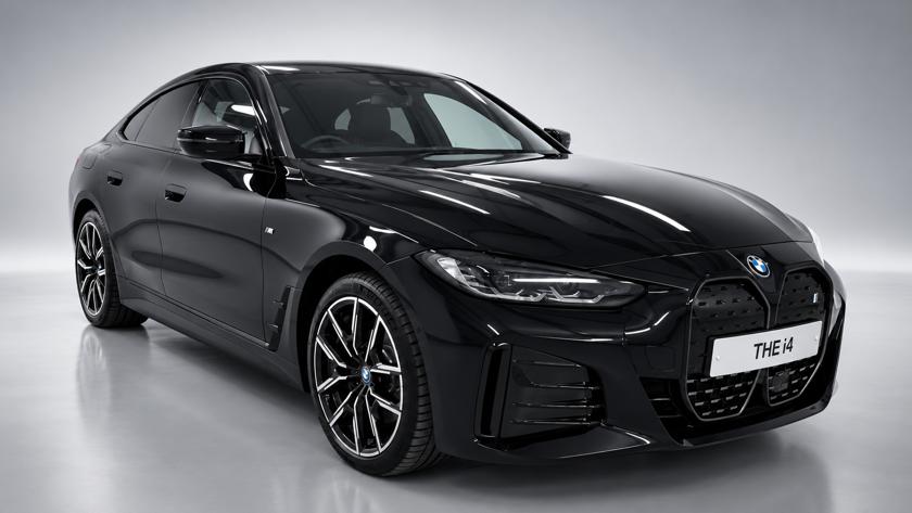 Studio presentation of BMW i4 M60